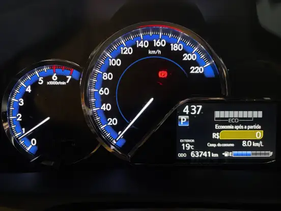 TOYOTA-YARIS-2019