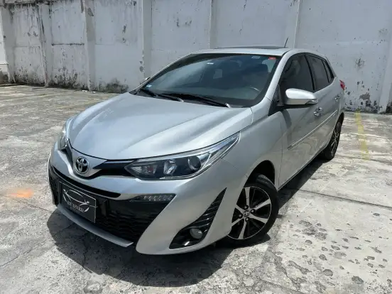TOYOTA-YARIS-2019