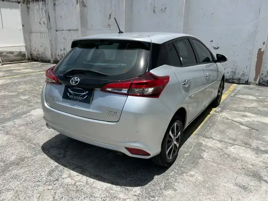 TOYOTA-YARIS-2019