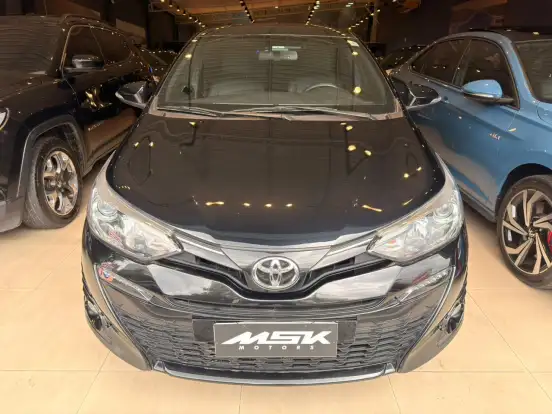 TOYOTA-YARIS-2020