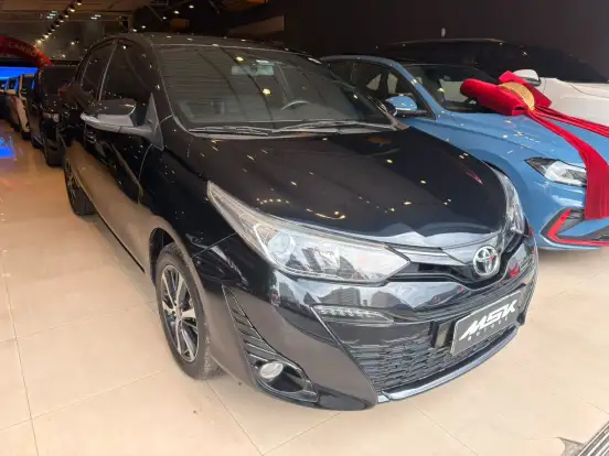 TOYOTA-YARIS-2020