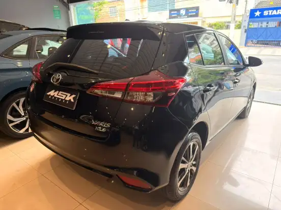 TOYOTA-YARIS-2020