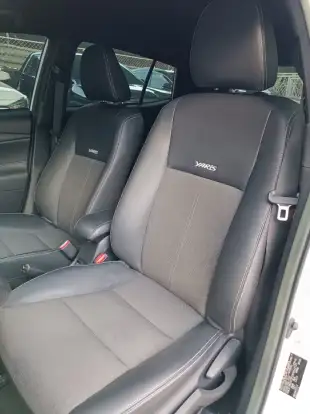 TOYOTA-YARIS-2023