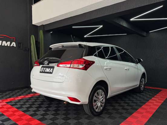 TOYOTA-YARIS-1.3 16V FLEX XL LIVE MULTIDRIVE TOYOTA-YARIS-2021
