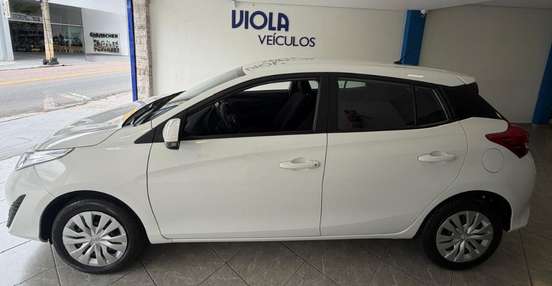 TOYOTA-YARIS-1.3 16V FLEX XL LIVE MULTIDRIVE TOYOTA-YARIS-2021