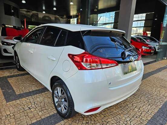 TOYOTA-YARIS-1.3 16V FLEX XL PLUS TECH MULTIDRIVE TOYOTA-YARIS-2020