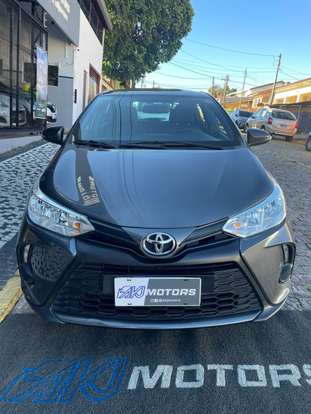 TOYOTA-YARIS-2024