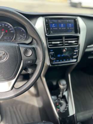 TOYOTA-YARIS-1.5 16V FLEX SEDAN XL PLUS TECH MULTIDRIVE TOYOTA-YARIS-2019