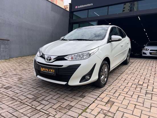 TOYOTA-YARIS-1.5 16V FLEX SEDAN XL PLUS TECH MULTIDRIVE TOYOTA-YARIS-2019