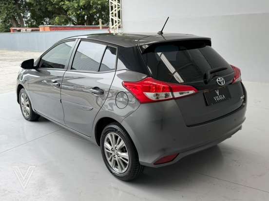 TOYOTA-YARIS-2020