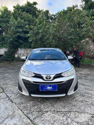 TOYOTA-YARIS-2020