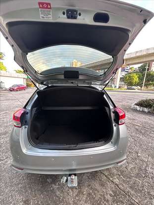 TOYOTA-YARIS-2020