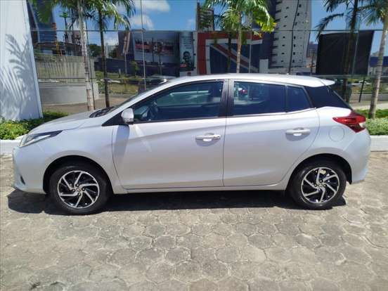 TOYOTA-YARIS-1.5 16V FLEX XLS MULTIDRIVE TOYOTA-YARIS-2024