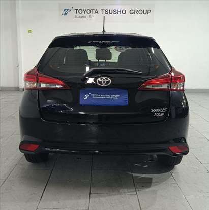 TOYOTA-YARIS-2023