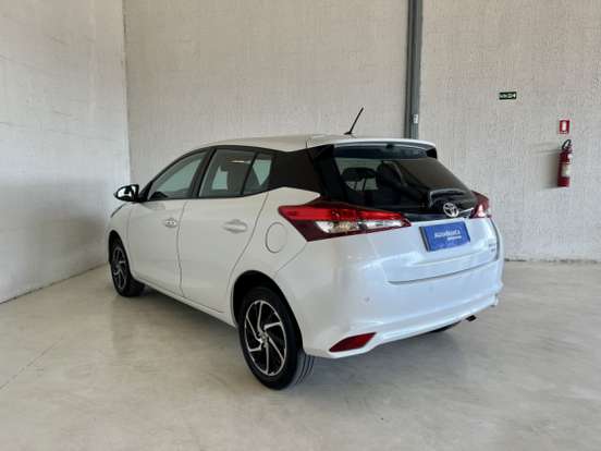 TOYOTA-YARIS-1.5 16V FLEX XLS MULTIDRIVE TOYOTA-YARIS-2023
