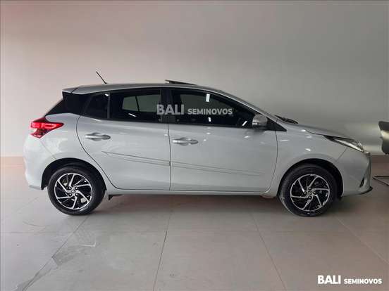 TOYOTA-YARIS-1.5 16V FLEX XS CONNECT MULTIDRIVE TOYOTA-YARIS-2022