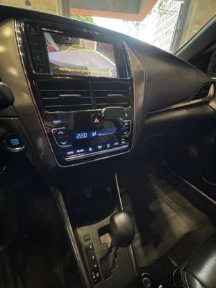 TOYOTA-YARIS-2023