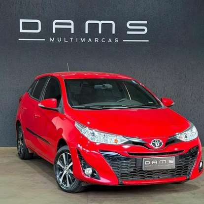 TOYOTA-YARIS-2018