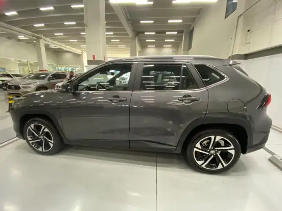 TOYOTA-YARIS CROSS-2026