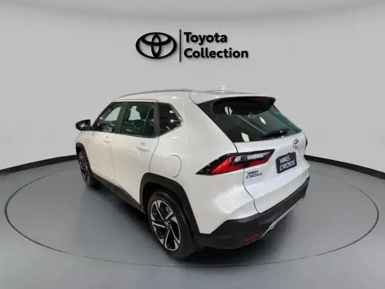 TOYOTA-YARIS CROSS-2026
