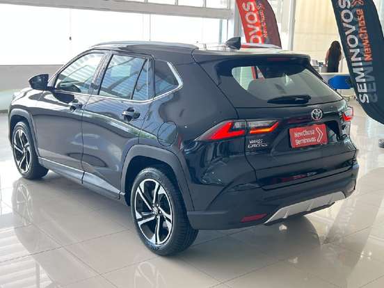 TOYOTA-YARIS CROSS-2026