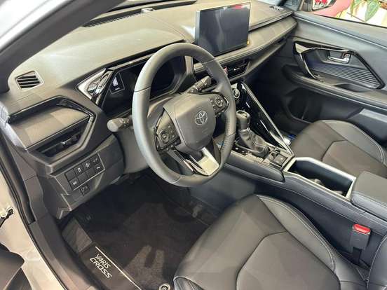 TOYOTA-YARIS CROSS-2026