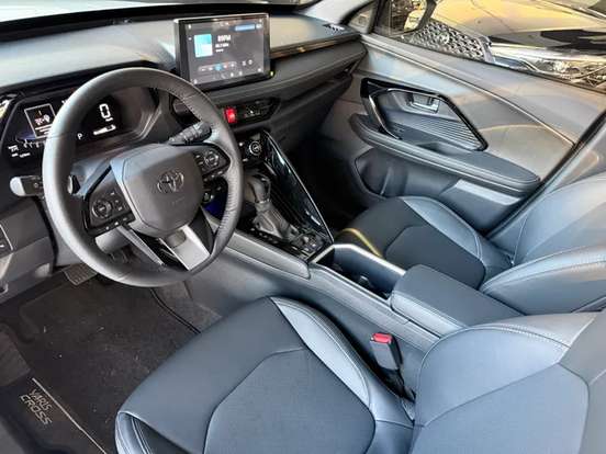 TOYOTA-YARIS CROSS-2026