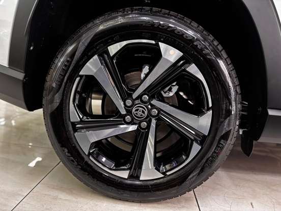 TOYOTA-YARIS CROSS-2026