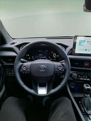 TOYOTA-YARIS CROSS-2026