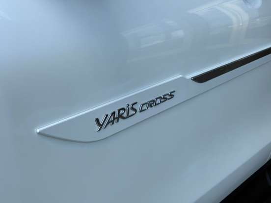 TOYOTA-YARIS CROSS-2026
