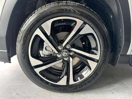 TOYOTA-YARIS CROSS-2026