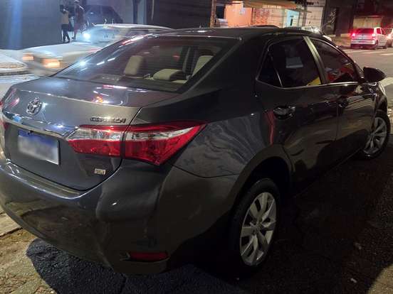 TOYOTA-COROLLA-1.8 GLI 16V FLEX 4P AUTOMÁTICO TOYOTA-COROLLA-2016