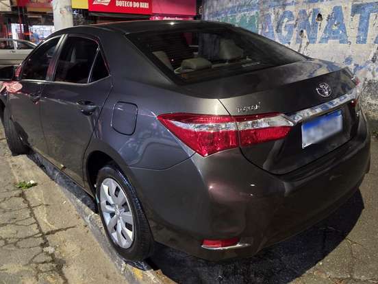 TOYOTA-COROLLA-1.8 GLI 16V FLEX 4P AUTOMÁTICO TOYOTA-COROLLA-2016