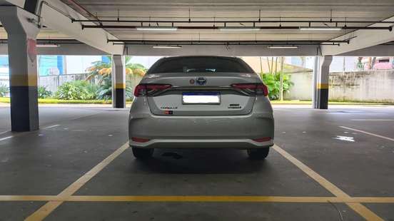 TOYOTA-COROLLA-2023