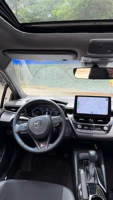 TOYOTA-COROLLA-2025