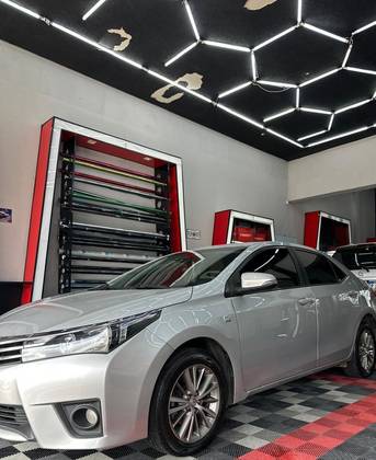 TOYOTA COROLLA 2.0 XEI 16V FLEX 4P AUTOMÁTICO