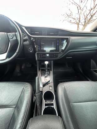 TOYOTA-COROLLA-2018