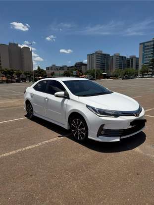 TOYOTA-COROLLA-2018