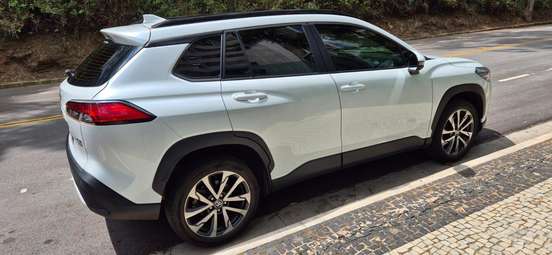 TOYOTA-COROLLA CROSS-2024
