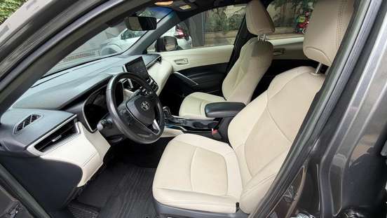 TOYOTA-COROLLA CROSS-2023