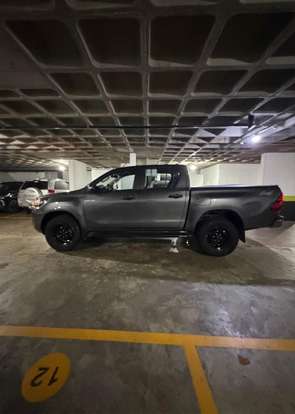 TOYOTA-HILUX-2025
