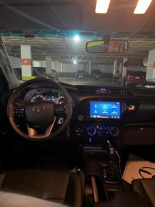 TOYOTA-HILUX-2025