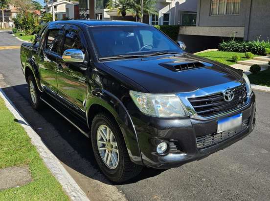 TOYOTA-HILUX-3.0 SRV 4X4 CD 16V TURBO INTERCOOLER DIESEL 4P AUTOMÁTICO TOYOTA-HILUX-2012