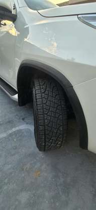 TOYOTA-HILUX SW4-2016
