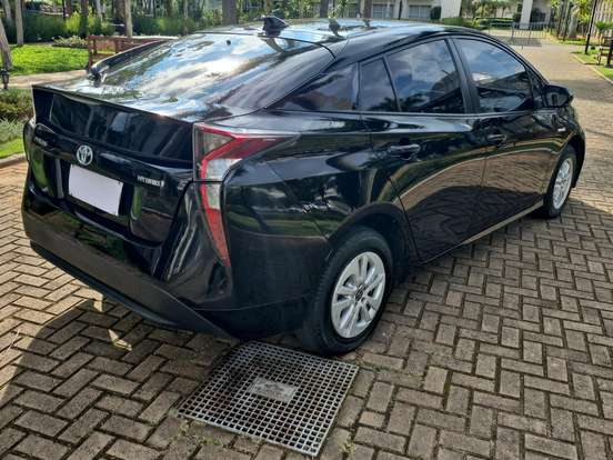 TOYOTA-PRIUS-1.8 16V HÍBRIDO 4P AUTOMÁTICO TOYOTA-PRIUS-2018
