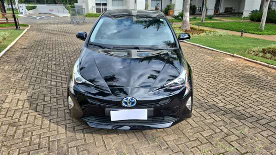 TOYOTA-PRIUS-2018