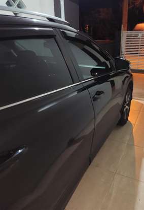 TOYOTA-RAV4-2018
