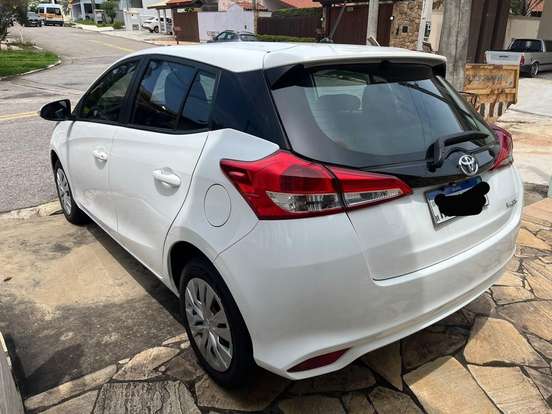 TOYOTA-YARIS-1.3 16V FLEX XL LIVE MULTIDRIVE TOYOTA-YARIS-2021