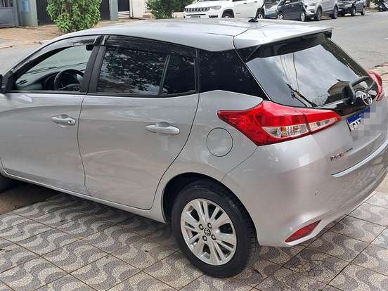 TOYOTA-YARIS-1.3 16V FLEX XL MULTIDRIVE TOYOTA-YARIS-2018