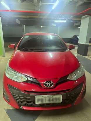 TOYOTA-YARIS-2018